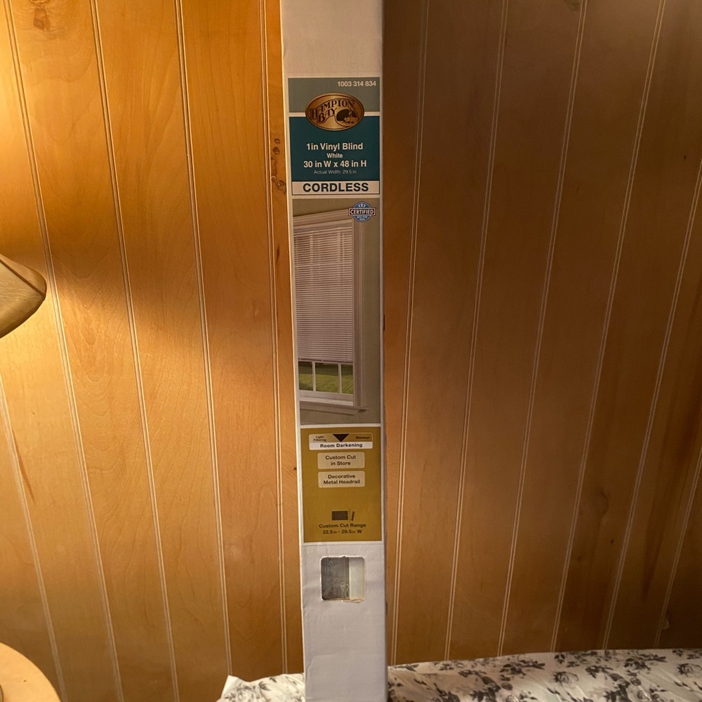 Achim Home Furnishings White Cordless Vinyl Blind